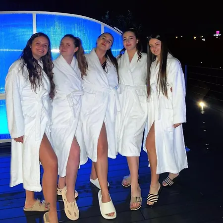 דירה Airport Luxury &