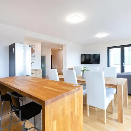 아파트 Airport Luxury & *