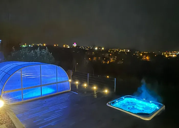 Airport Luxury & Prague
