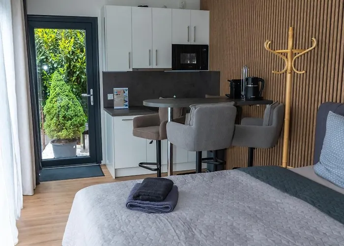 Appartement Airport Luxury & *