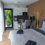 Appartement Airport Luxury & *